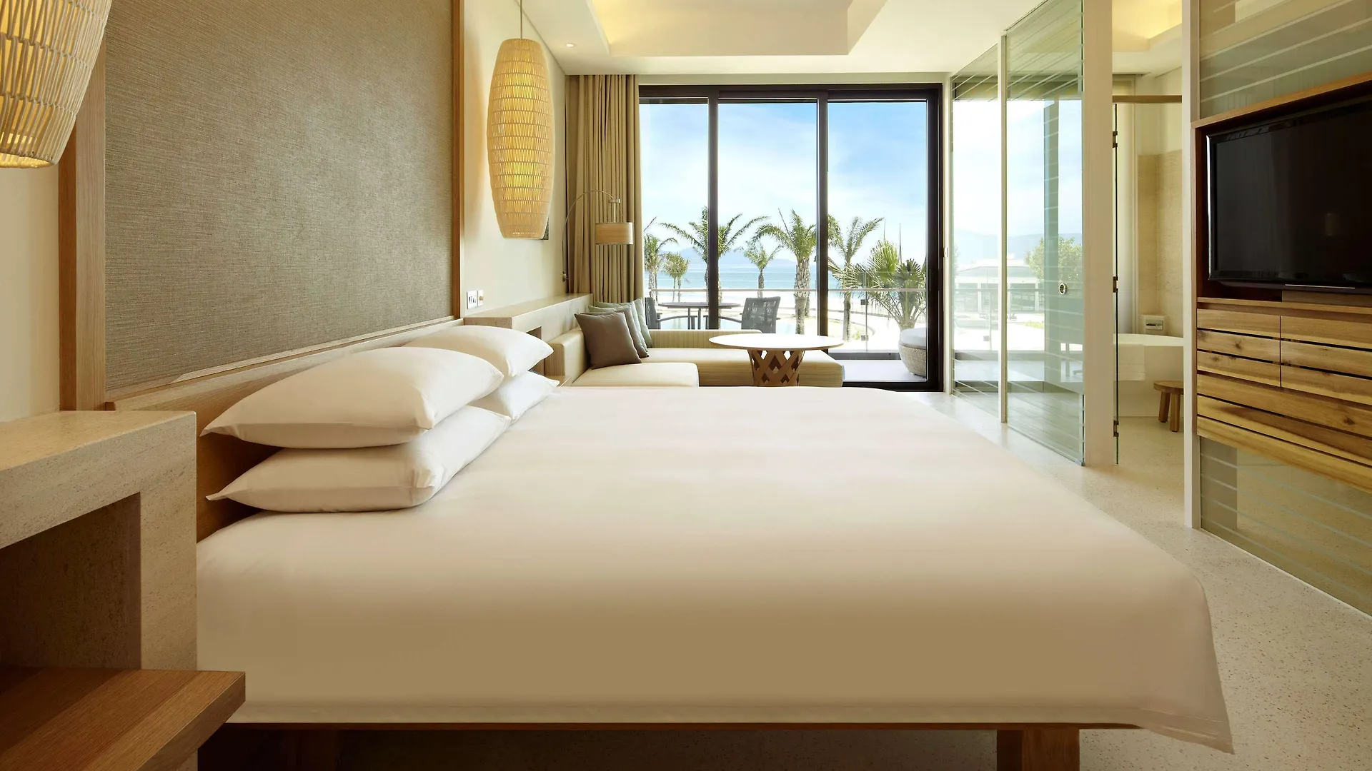 Hyatt Regency Danang Resort And Spa 5*, Da Nang