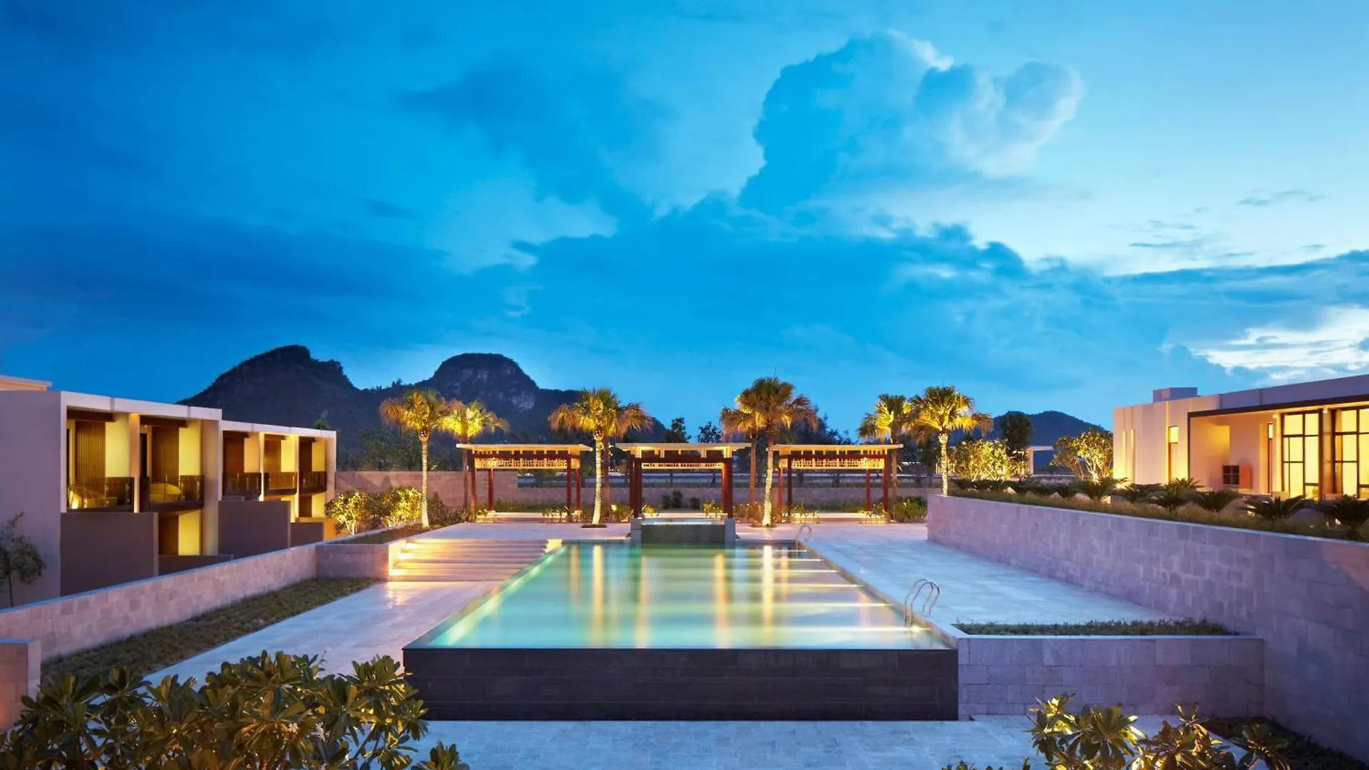*****  Hyatt Regency Danang Resort And Spa Vietnam
