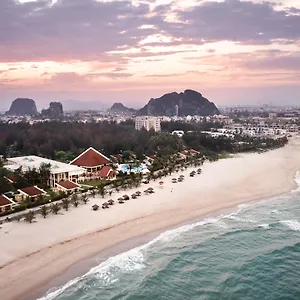 Sandy Beach Non Nuoc Station touristique