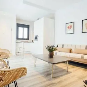 Cozy And Functional- 2bd 1bth - Alfalfa , Seville Spain