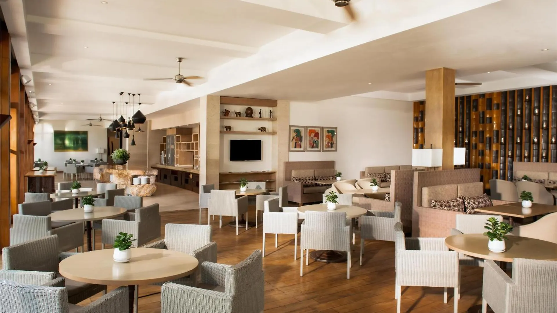 Hyatt Regency Danang Resort And Spa